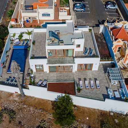 Fabulous Contemporary 5 Bedroom Villa With Private Heated Pool, Sleeps Max 13 กาเยาซัลวาเค ภายนอก รูปภาพ