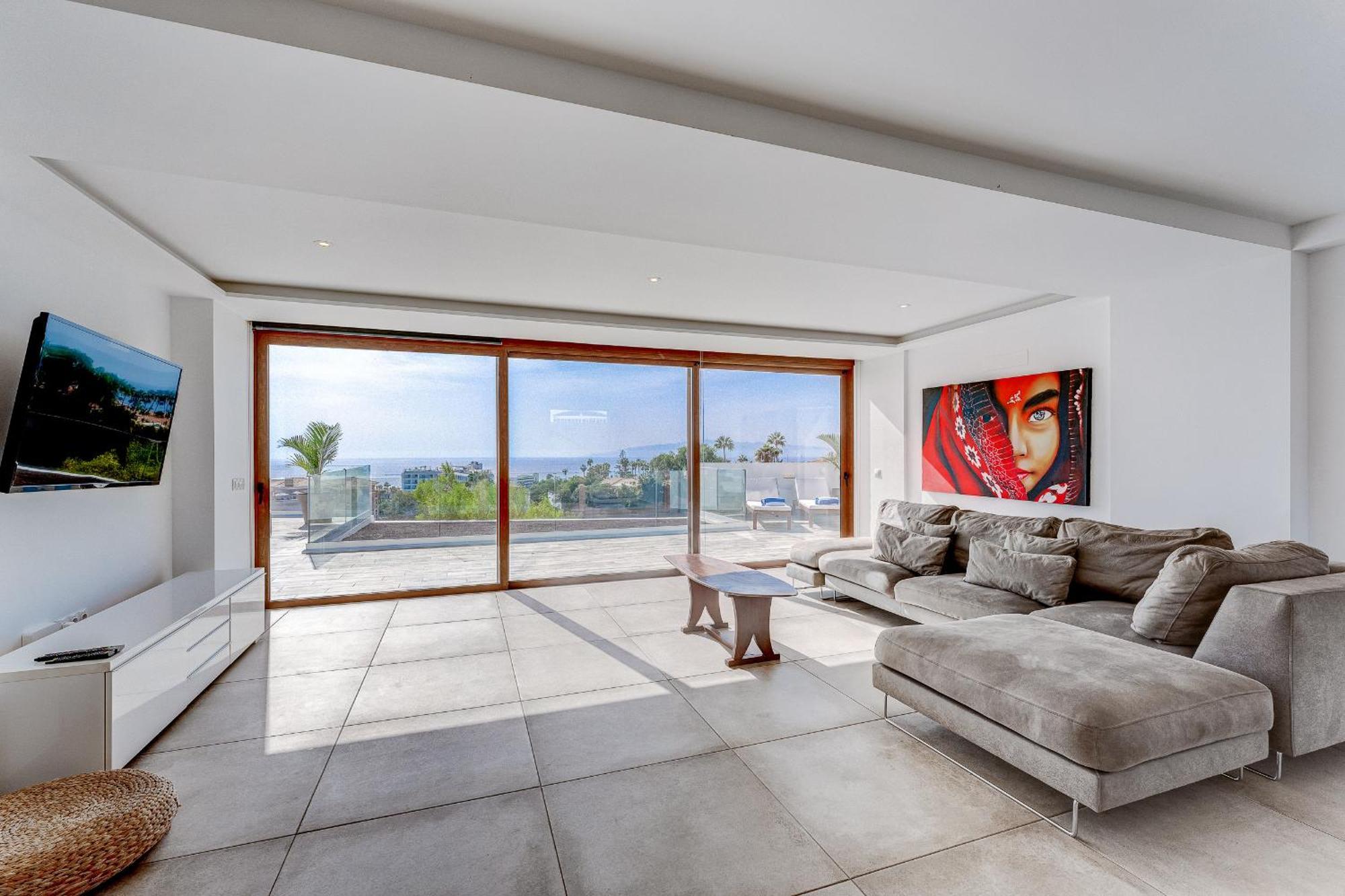 Fabulous Contemporary 5 Bedroom Villa With Private Heated Pool, Sleeps Max 13 กาเยาซัลวาเค ภายนอก รูปภาพ